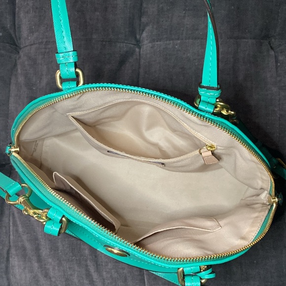 Great Condition Teal color Coach bag with cross body straps - Picture 3 of 5
